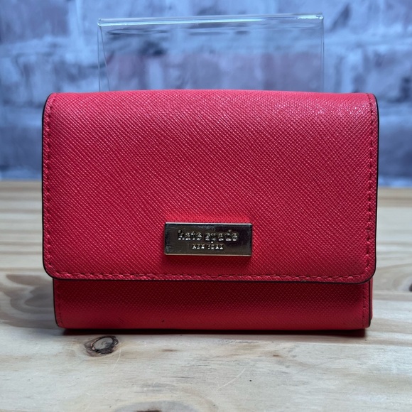 kate spade red saffiano leather business card holder - Picture 3 of 8